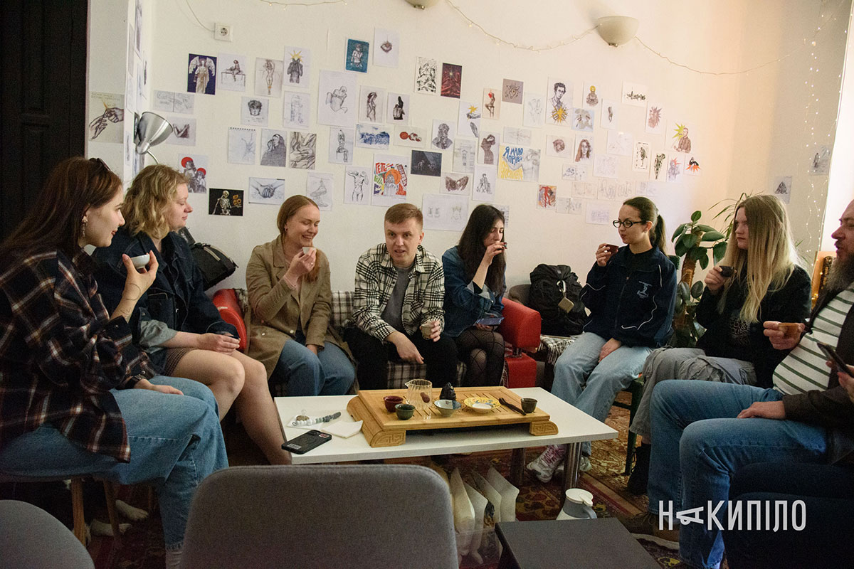 Фото із заходу для учасників Спільноти «Накипіло»